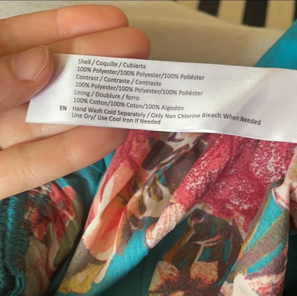 Wide leg floral jumpsuit - Picture 4 of 9